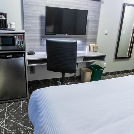 Microtel Inn & Suites By Wyndham Lloydminster Luaran gambar