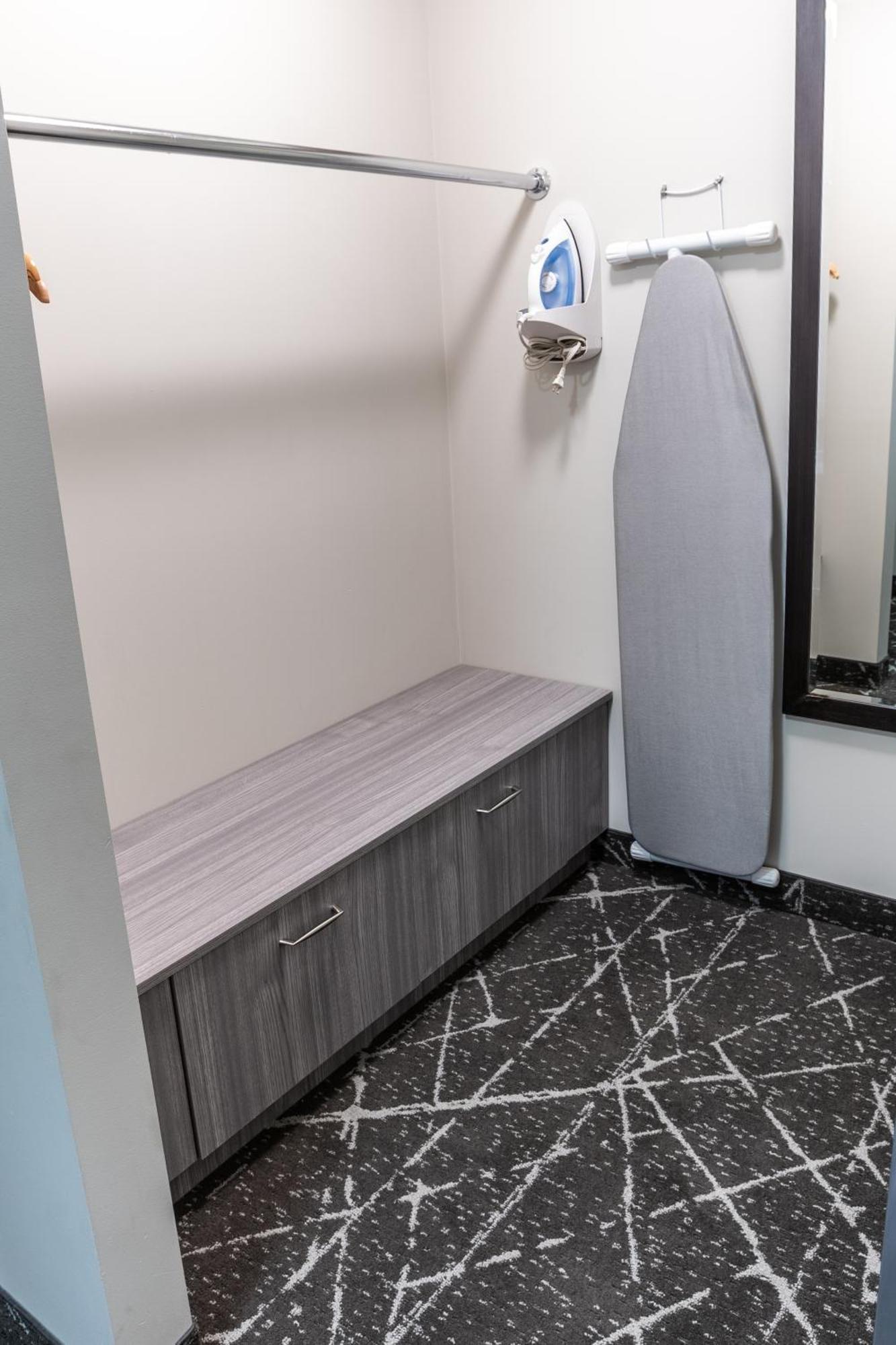 Microtel Inn & Suites By Wyndham Lloydminster Luaran gambar