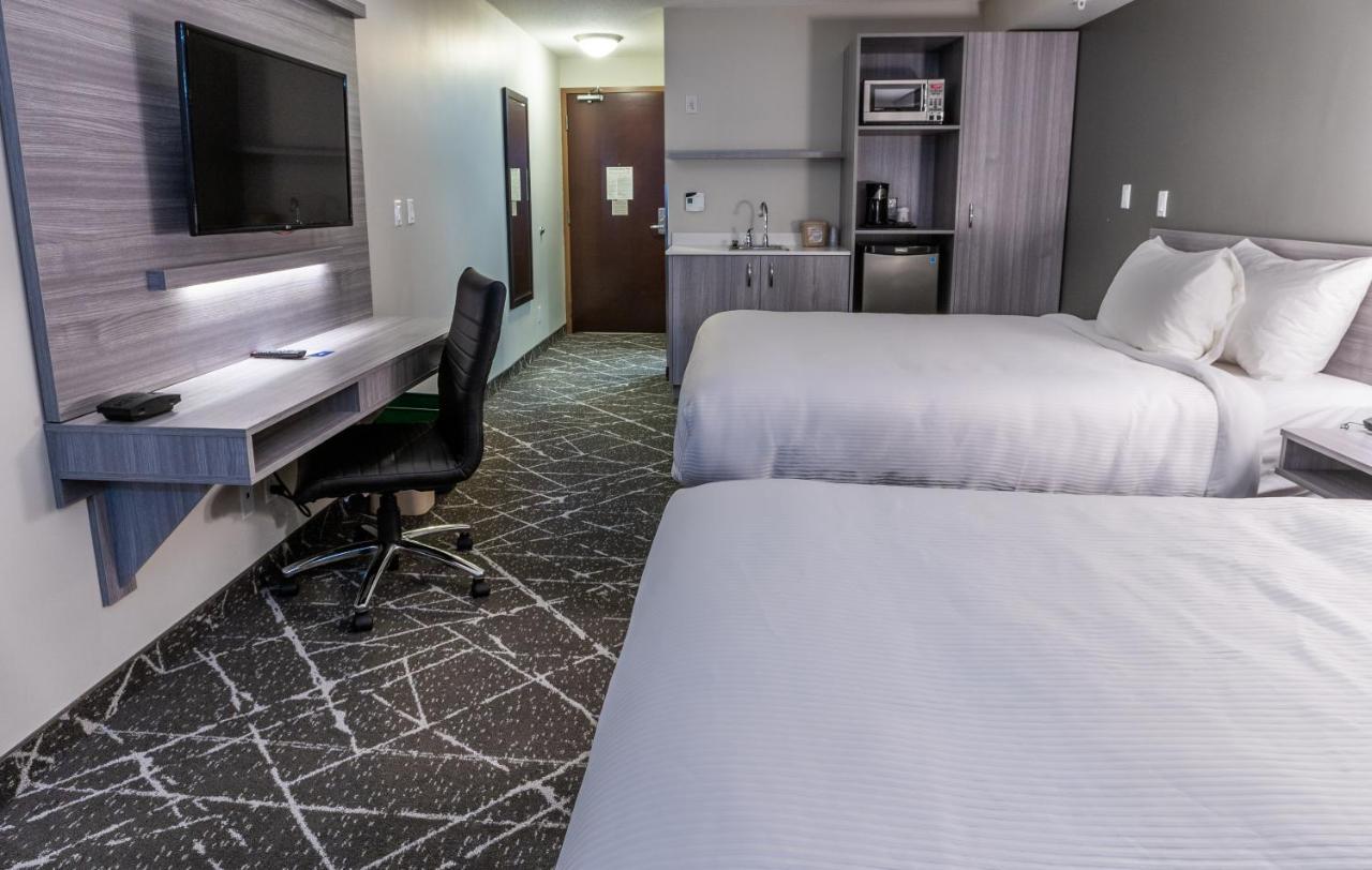 Microtel Inn & Suites By Wyndham Lloydminster Luaran gambar