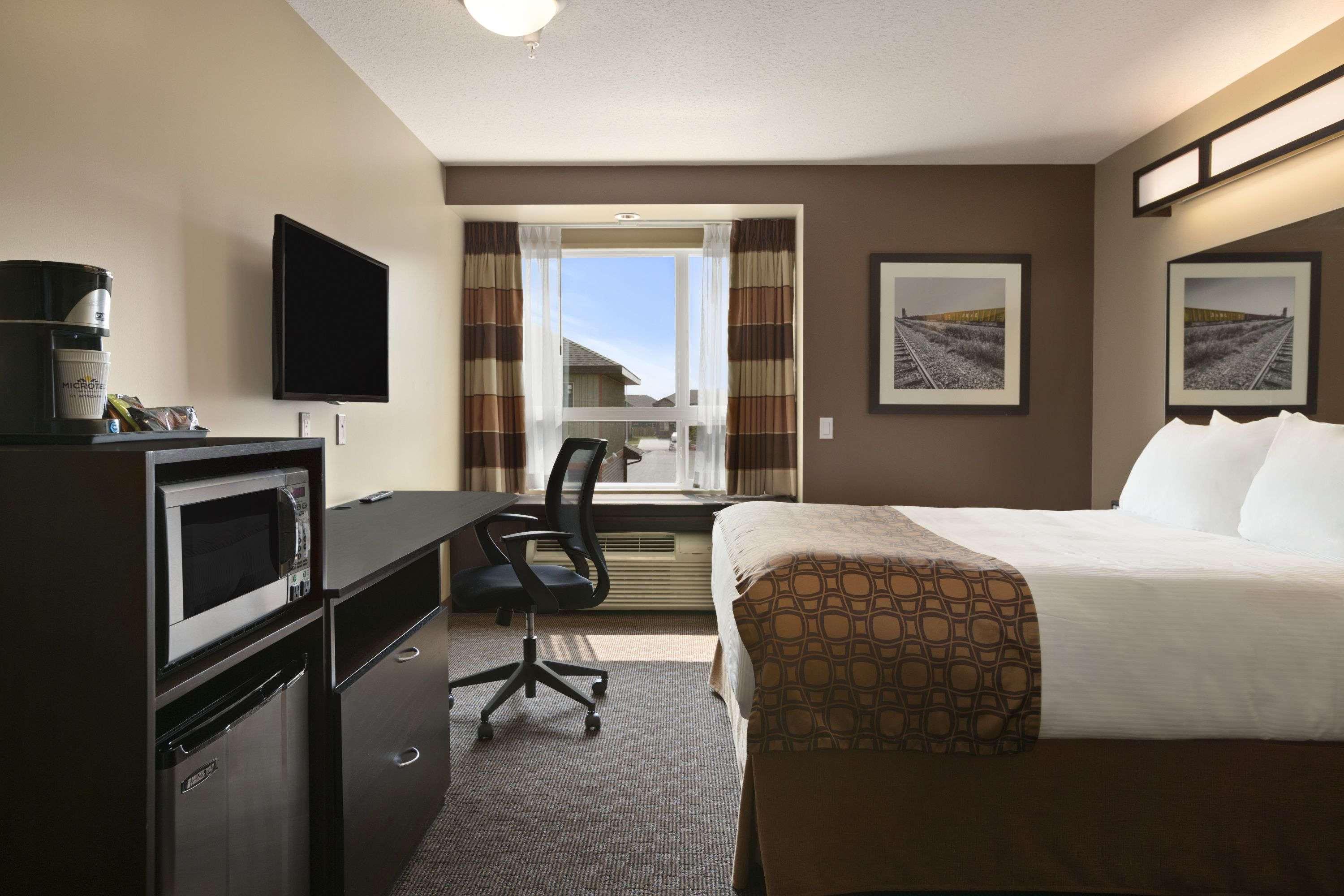 Microtel Inn & Suites By Wyndham Lloydminster Luaran gambar